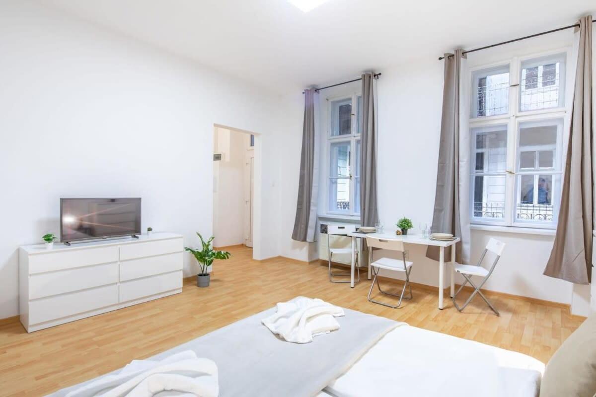 Very Central Convenient Flat Budapešť Exteriér fotografie